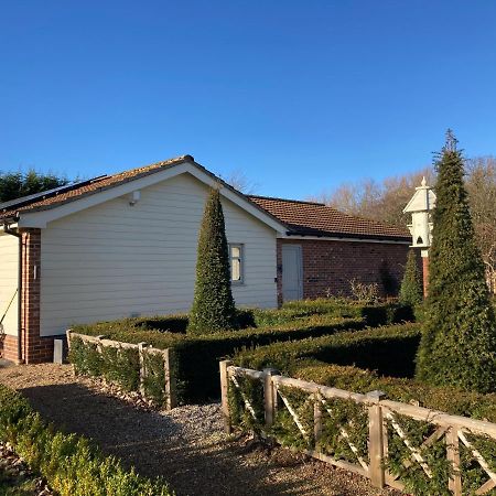 The Oaks Stable Cottage Haughley 외부 사진